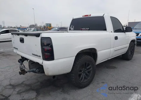 2003 Chevrolet Silverado 1500 Ls z USA, uszkodzony, nr VIN 1GCEC14T23Z198748